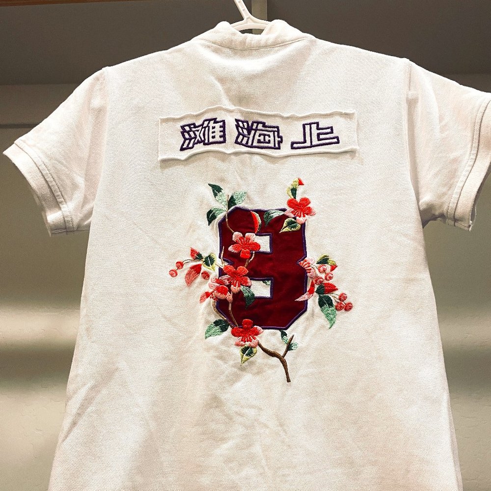 Hong Kong Designer Brand - Shanghai Tang - size L (U.S. 4) - White T-Shirt